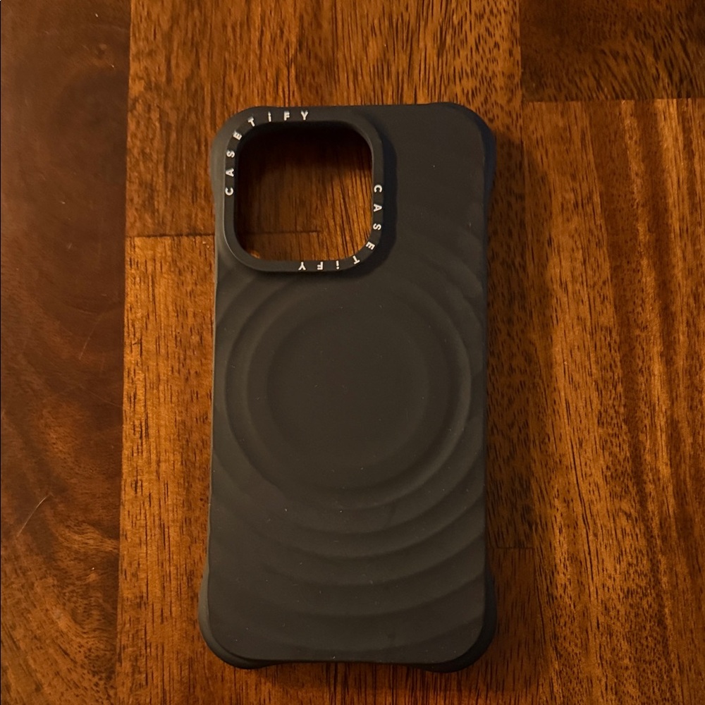 Casetify ripple Black iPhone 16 pro Case